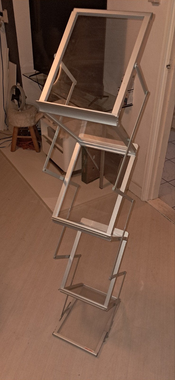 rek van aluminium en glas (inklapbaar), Ophalen, 50 tot 100 cm, Glas, 3 of 4 laden