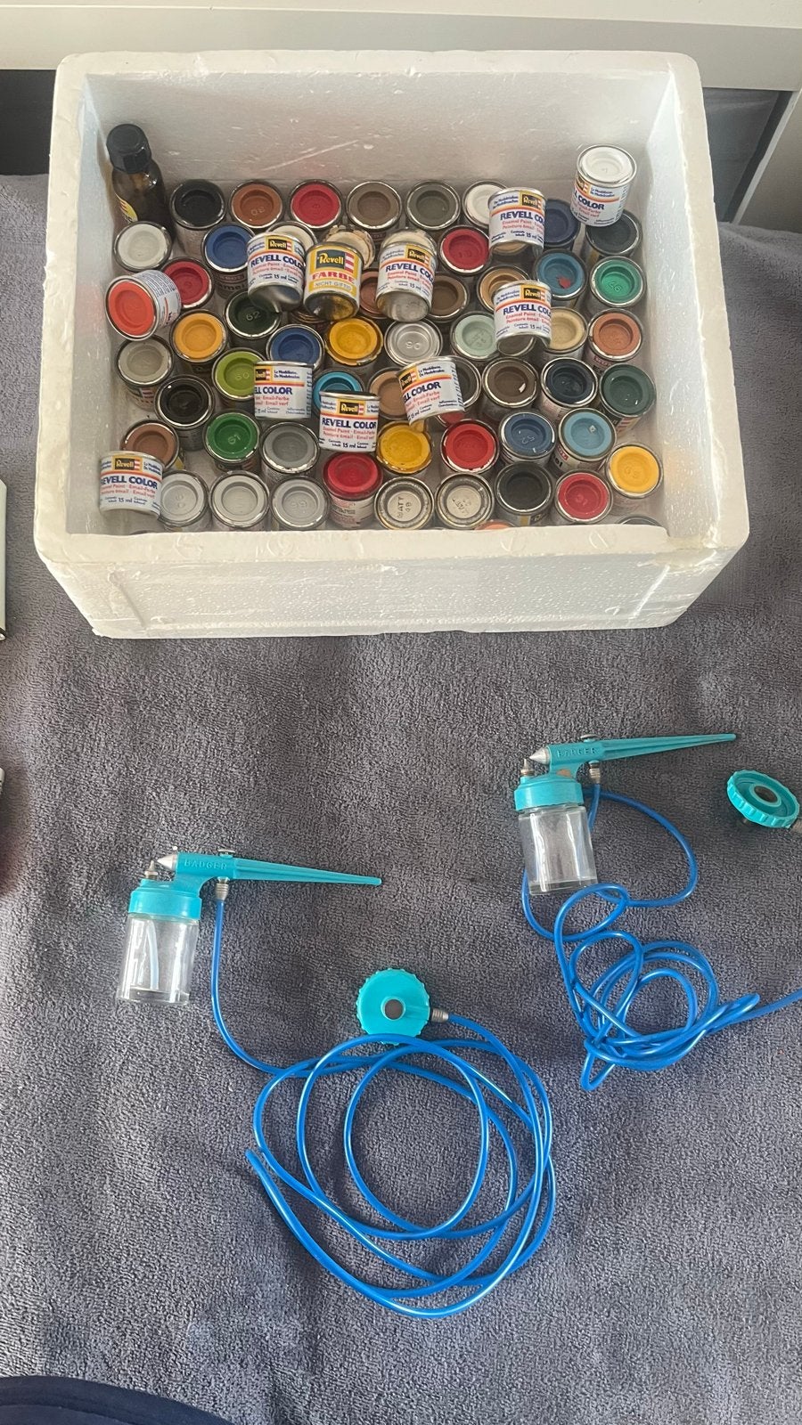 Grote set Revell verf, airbrush en schildersbenodigdheden, Ophalen of Verzenden, Gebruikt, Airbrush en Toebehoren