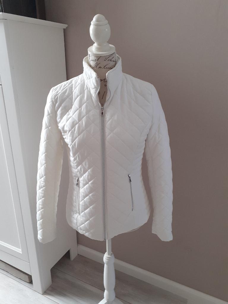 Prachtig off-white jack jas, maat 36 S, nieuw., Wit, Nieuw, Ophalen of Verzenden, Maat 36 (S)