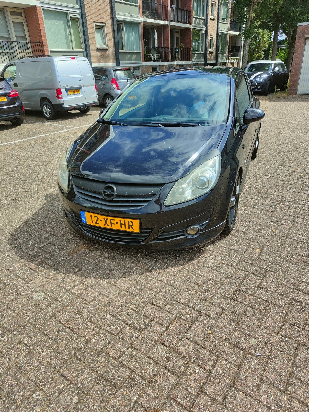 Opel Corsa 1.2 16V 3D WR 2007 Zwart, Auto's, Voorwielaandrijving, 40 €/maand, Radio, 4 cilinders