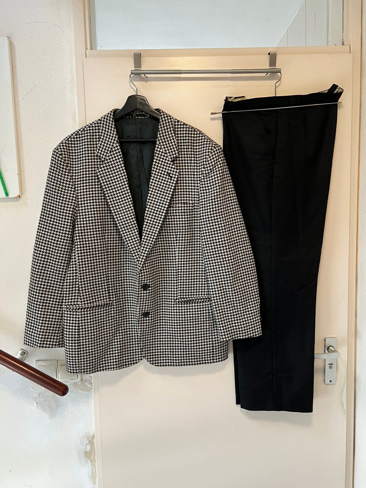 Zwart/wit geruite blazer en zwarye broek. Maat 52. Merk, Ophalen, Gedragen, Maat 52/54 (L), Zwart
