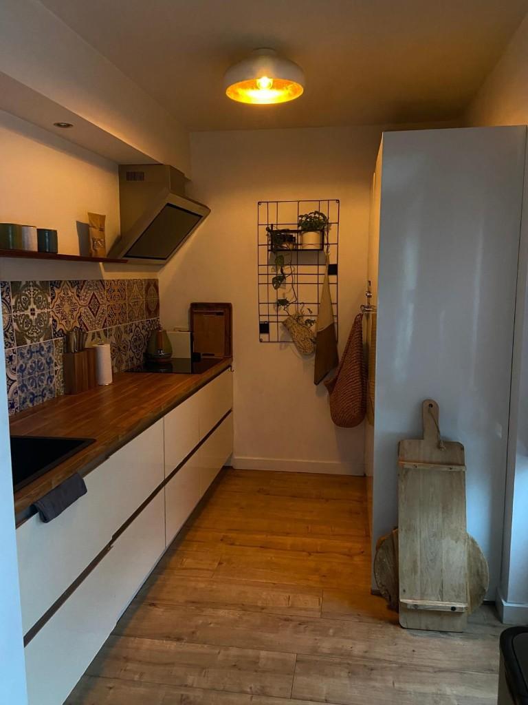 Strakke dubbelwandige moderne keuken compleet GEDEMONTEERD