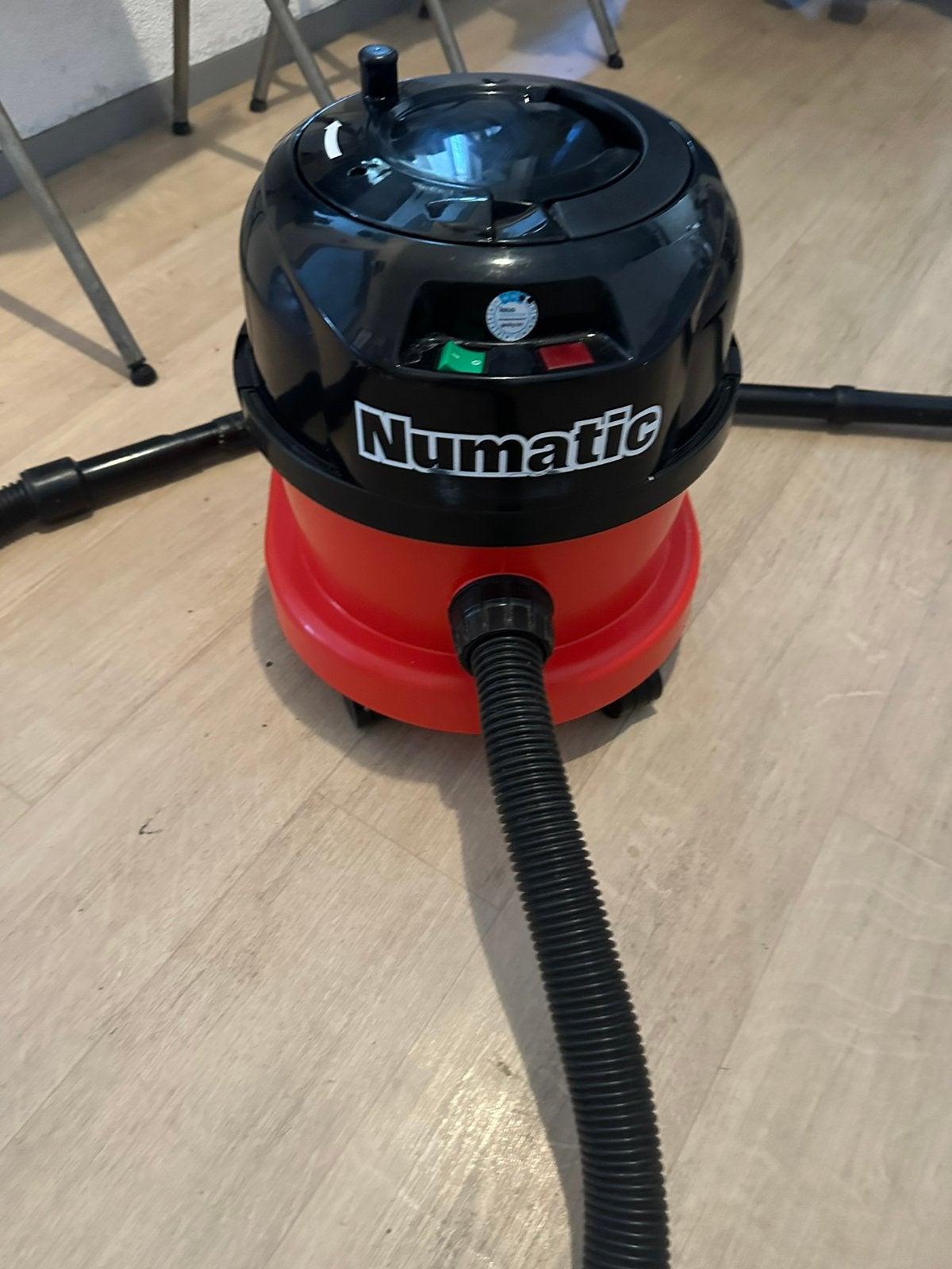 Numatic stofzuiger, Witgoed en Apparatuur, Stofzuigers, Ophalen of Verzenden, Zo goed als nieuw