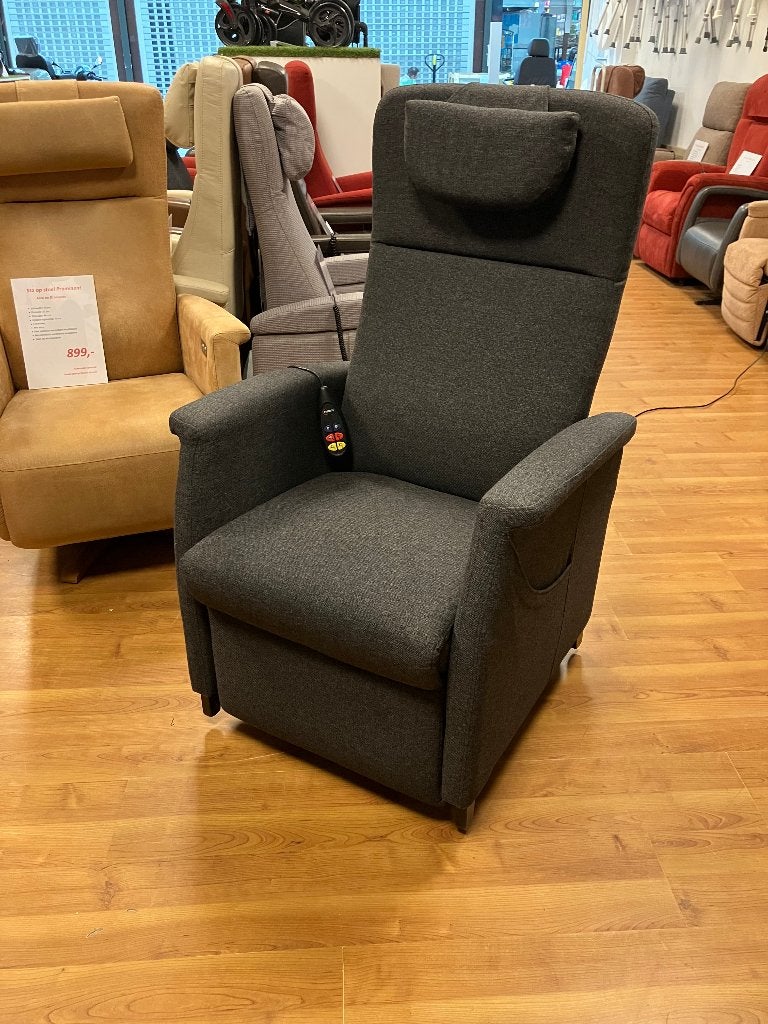 Sta op stoel Fitform Elevo 3 motoren als Nieuw Utrecht, Huis en Inrichting, Fauteuils, Ophalen of Verzenden, Zo goed als nieuw