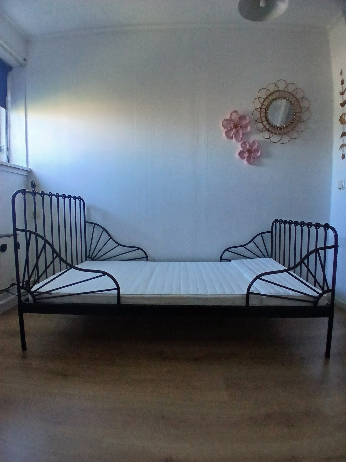 Ikea Minnen meegroeibed incl meegroeimatras, Ophalen, 180 cm of meer, 70 tot 85 cm, Lattenbodem