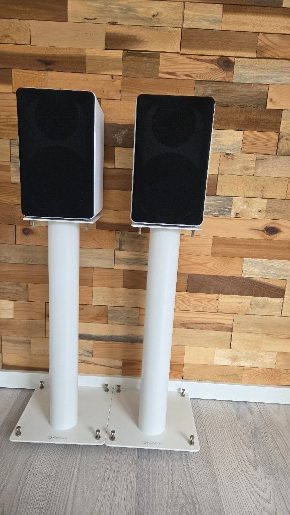 Argon Audio ALTO 5 MK2 Wit + Norstone Stylum 2  Stands Wit, Stereo speakers, Inclusief standaarden, Zo goed als nieuw, 60 tot 120 watt