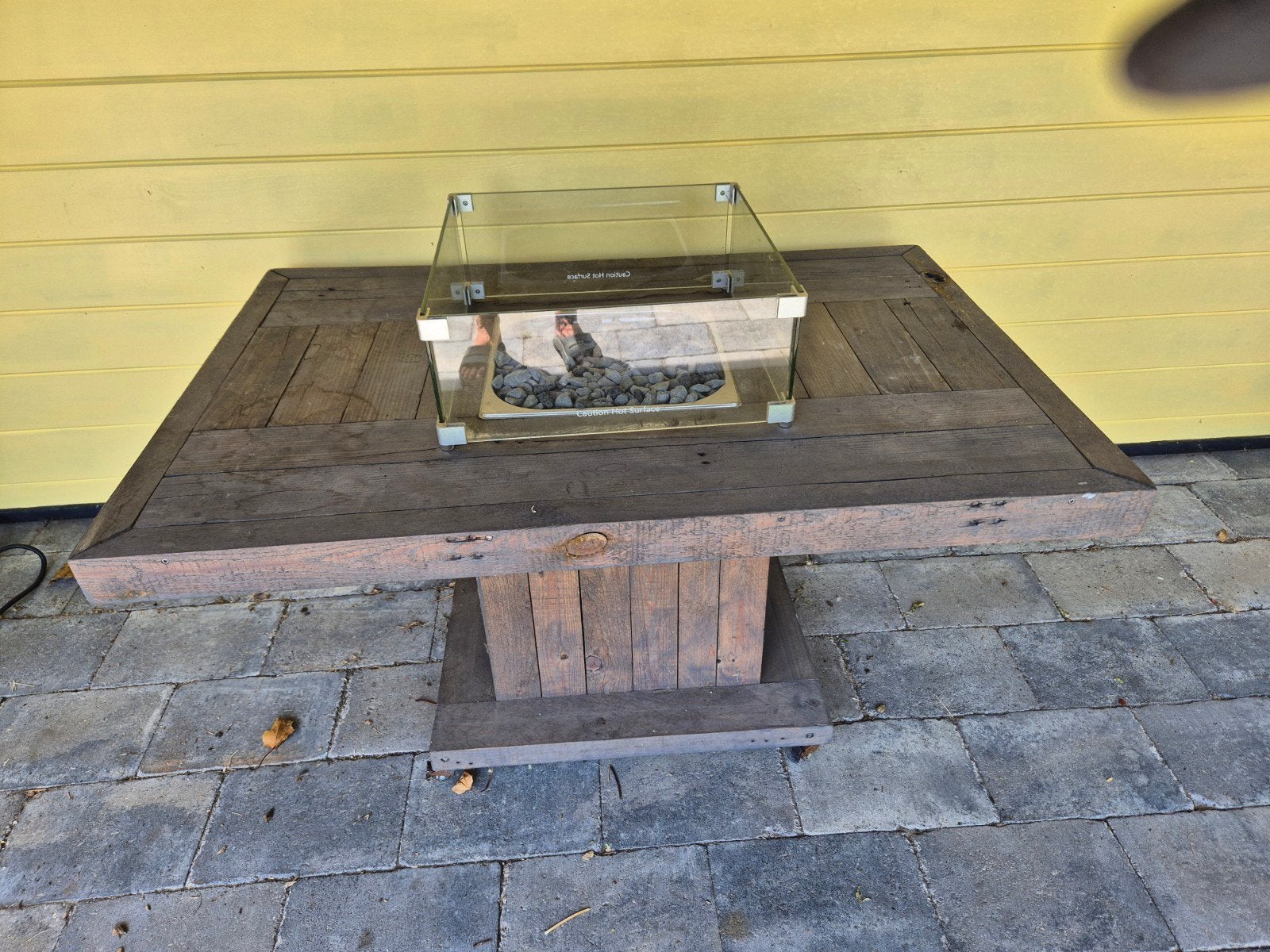 Robuuste houten vuurtafel met gasbrander, Ophalen, Gebruikt, Vuurkorf