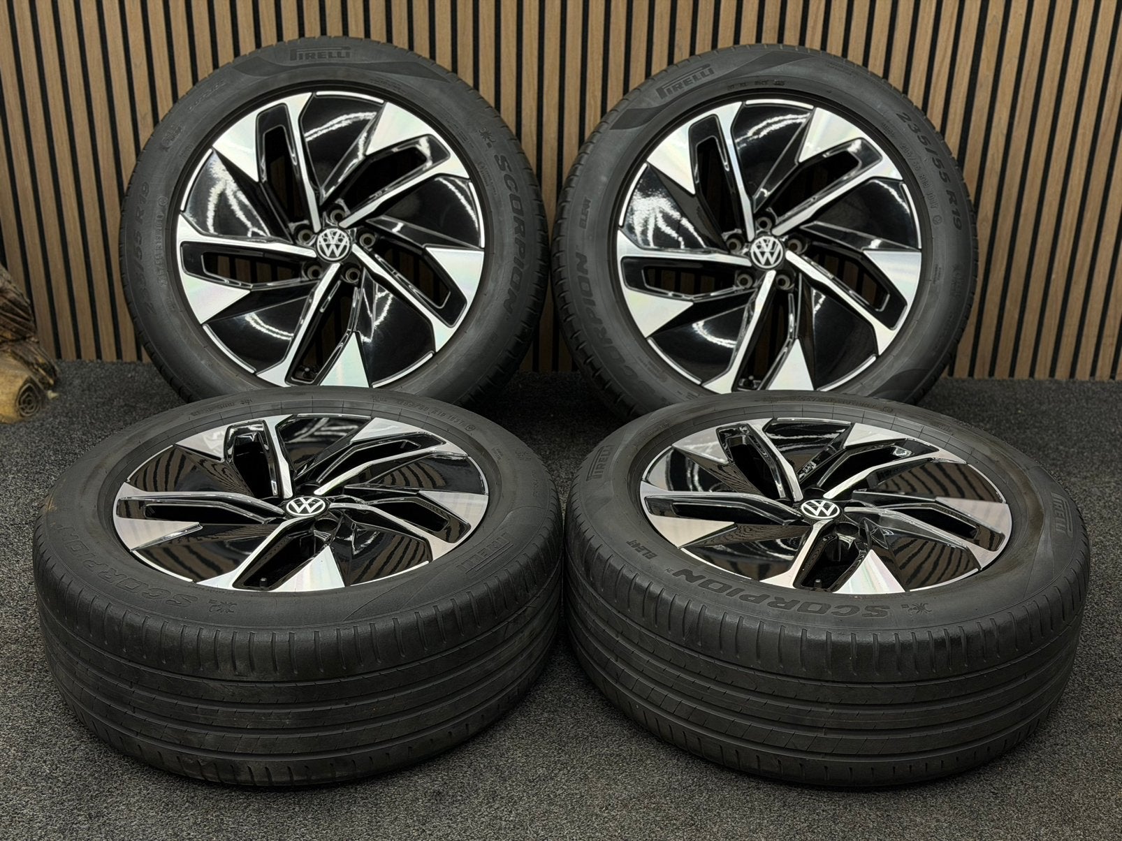 Originele 19 inch Volkswagen ID.4 ID.5 Hamar 5x112 Pirelli, Auto-onderdelen, Banden en Velgen, ., Banden en Velgen, 235 mm, .