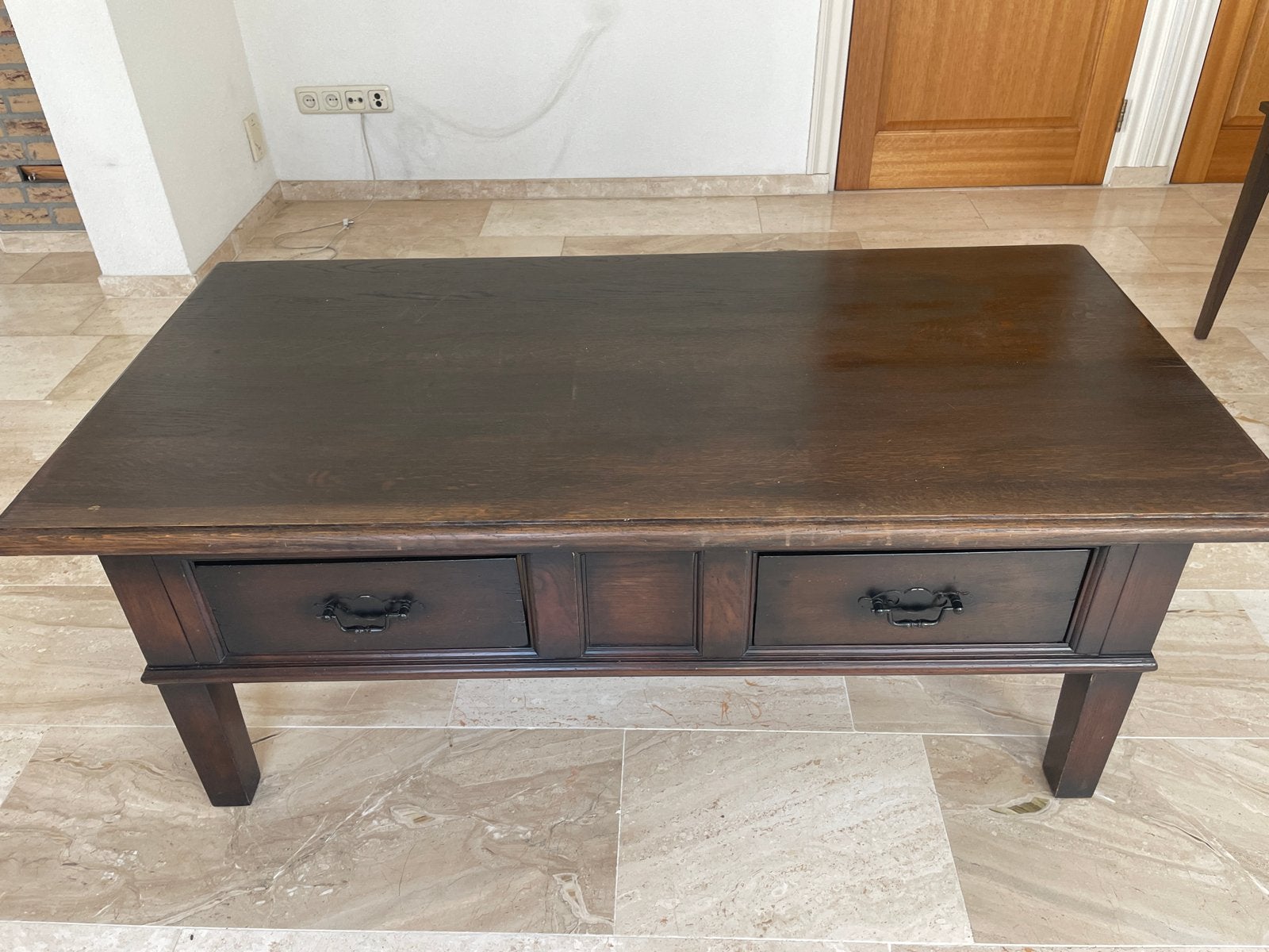 Massief houten salontafel met lades, Ophalen, 50 – 75, Gebruikt, 100 tot 150 cm