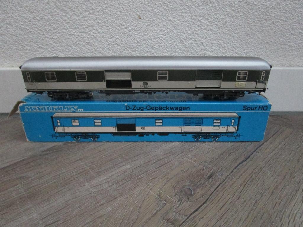 Marklin 4093 d-trein- bagagewagen met verlichting in ovp., Wisselstroom, Gebruikt, Wagon, Ophalen of Verzenden
