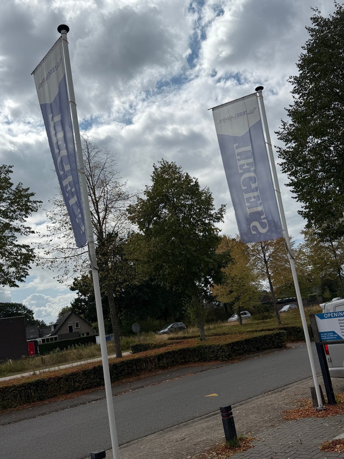 2 vlaggen masten, Diversen, Ophalen