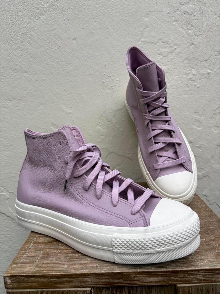 Converse sneakers maat 41 leather all star, Overige kleuren, Ophalen of Verzenden, Sneakers of Gympen, Zo goed als nieuw