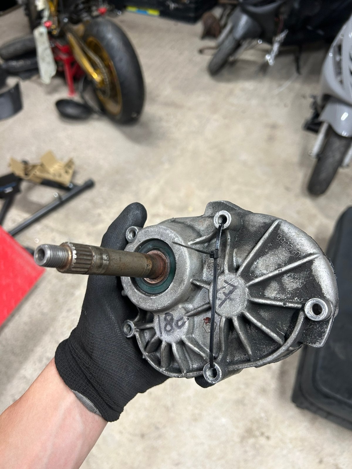 7. 180cc piaggio vertanding, Ophalen of Verzenden