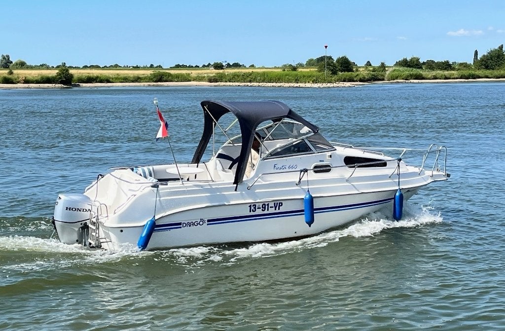 Drago 660 dagkruiser (2005) met Honda 60pk (2024), Watersport en Boten, Gebruikt, Buitenboordmotor, Polyester, 2 m