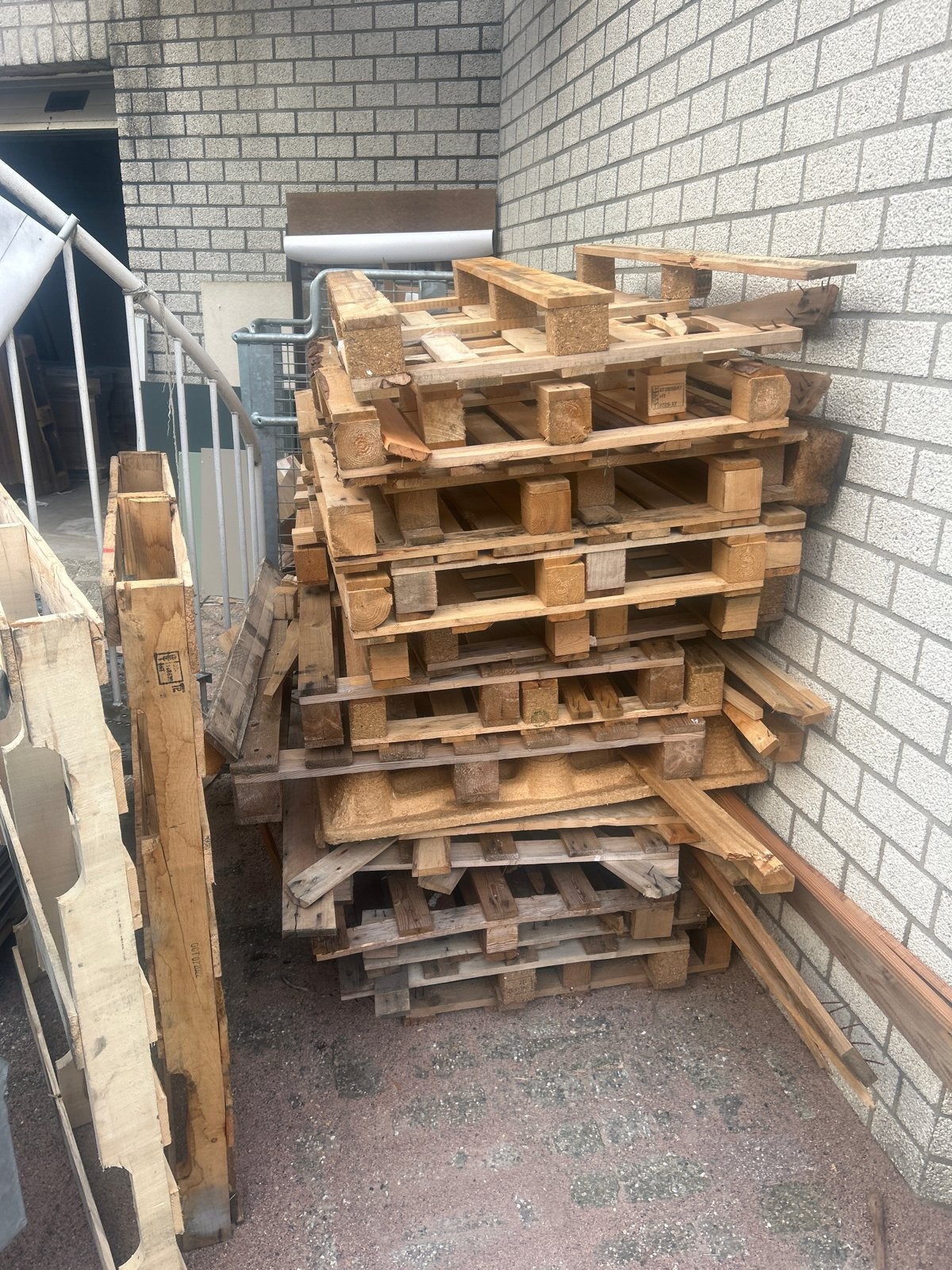 Pallethout afhalen met spoed, Doe-het-zelf en Verbouw, Ophalen, Gebruikt, 25 tot 50 mm, Pallet