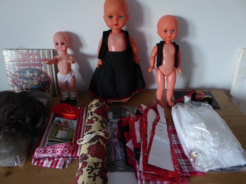 Klederdracht poppen, diverse materialen, Overige thema's, Nieuw, Meerkleurig, Ophalen of Verzenden