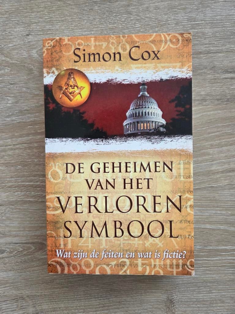 Simon Cox ' De geheimen vh Verloren Symbool', Ophalen of Verzenden, Zo goed als nieuw