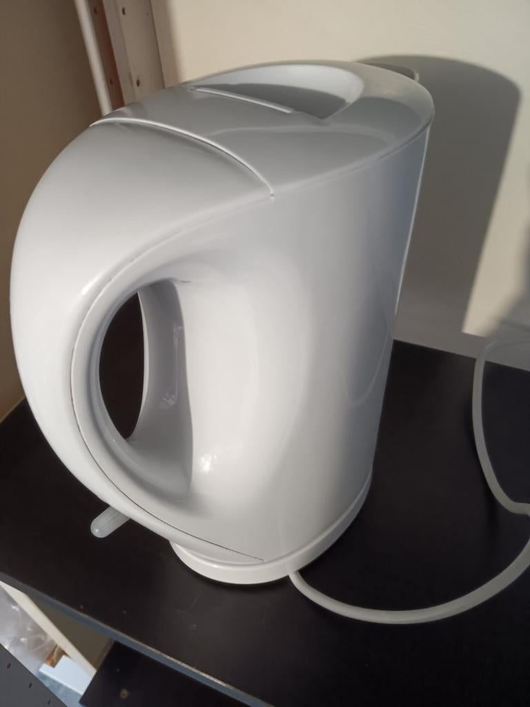Tristar Waterkoker 1.7L - Wit, 1 tot 2 liter, Ophalen of Verzenden, Zo goed als nieuw, Draadloos