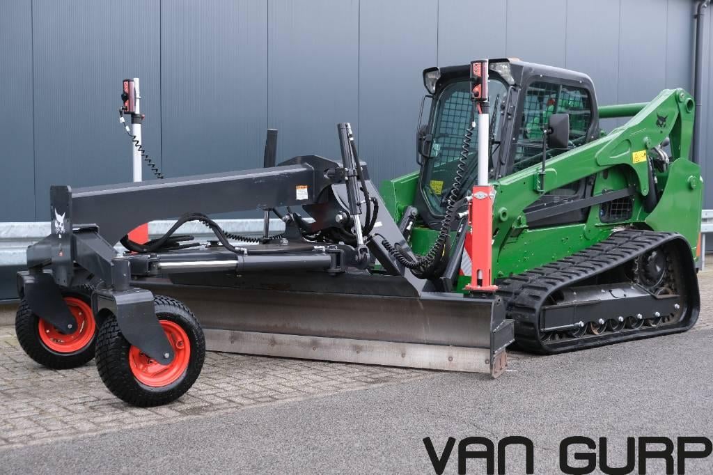 Bobcat T 770 HIFLOW + Laser Grader 108 (274 cm) | A/C, Wiellader of Shovel
