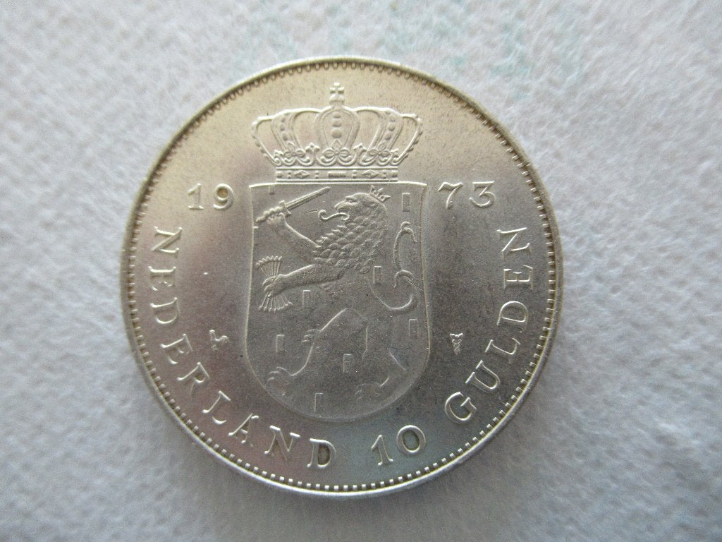 Zilveren 10 gulden munt 1973 Koningin Juliana, Koningin Juliana, Zilver, Ophalen of Verzenden, Losse munt