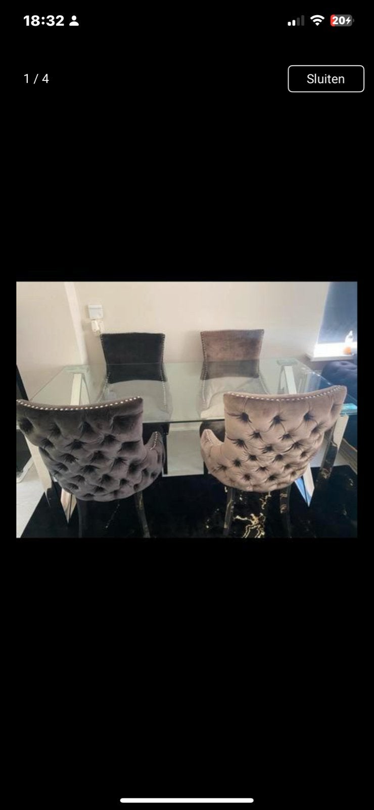 ≥ Glazen eettafel met 4 stoelen - Modern design — Tafels | Eettafels ...