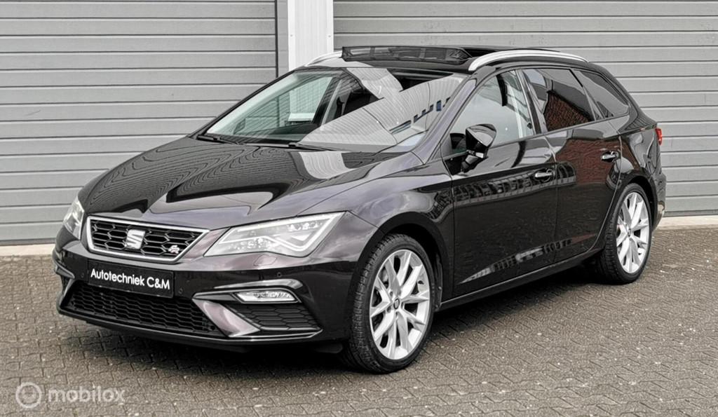 Seat Leon ST 1.8 TSI FR 180PK/DSG/PANO/NAV/CRUISE/CARPLY/DCC, Auto's, Seat, 1272 kg, Zwart, Leder en Stof, 17 km/l