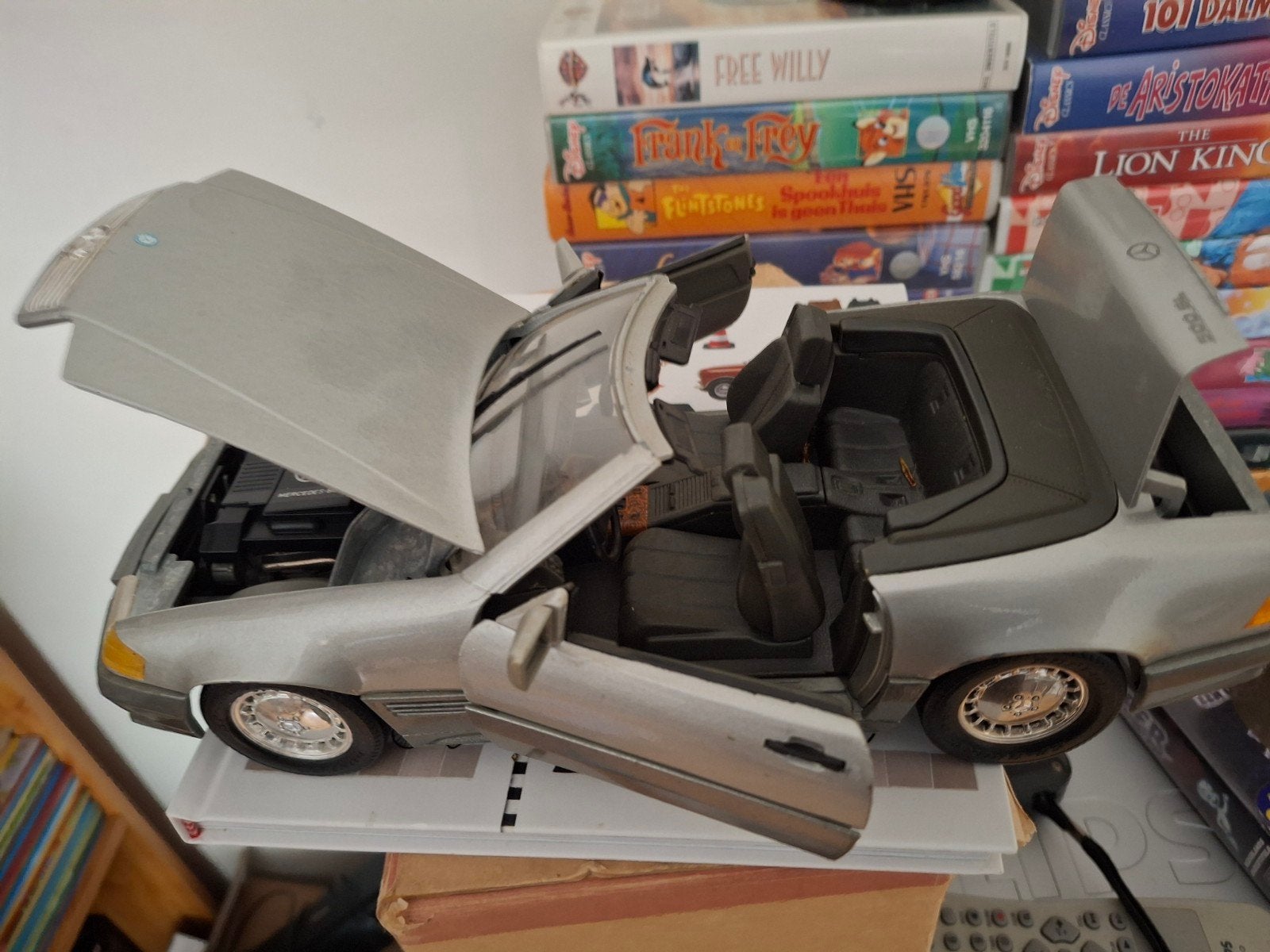 Mercedes-Benz 500 SL schaalmodel - Gedetailleerd, Ophalen of Verzenden, Zo goed als nieuw, Overige typen