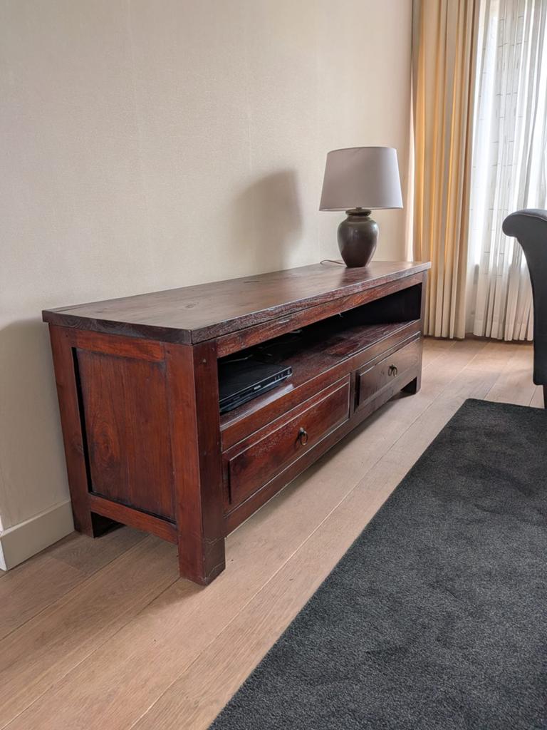 Massief houten tv-meubel - 160x45x58 cm - Uitstekende staat, Huis en Inrichting, Ophalen, 150 tot 200 cm, Zo goed als nieuw, Minder dan 100 cm