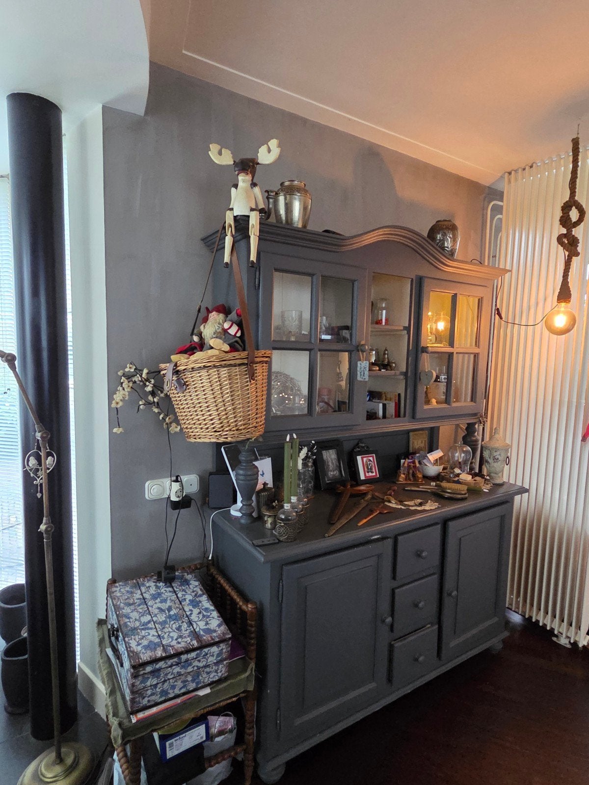 Antieke buffetkast/dressoir - Grijs, Ophalen, Gebruikt, Antiek, Landelijk, 50 tot 75 cm