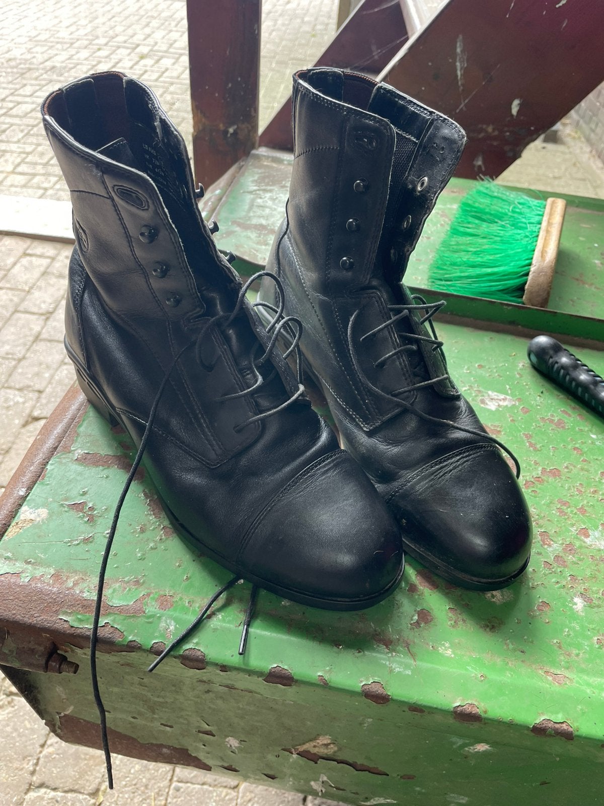 Ariat, zwart, 41, Ophalen of Verzenden, Zo goed als nieuw