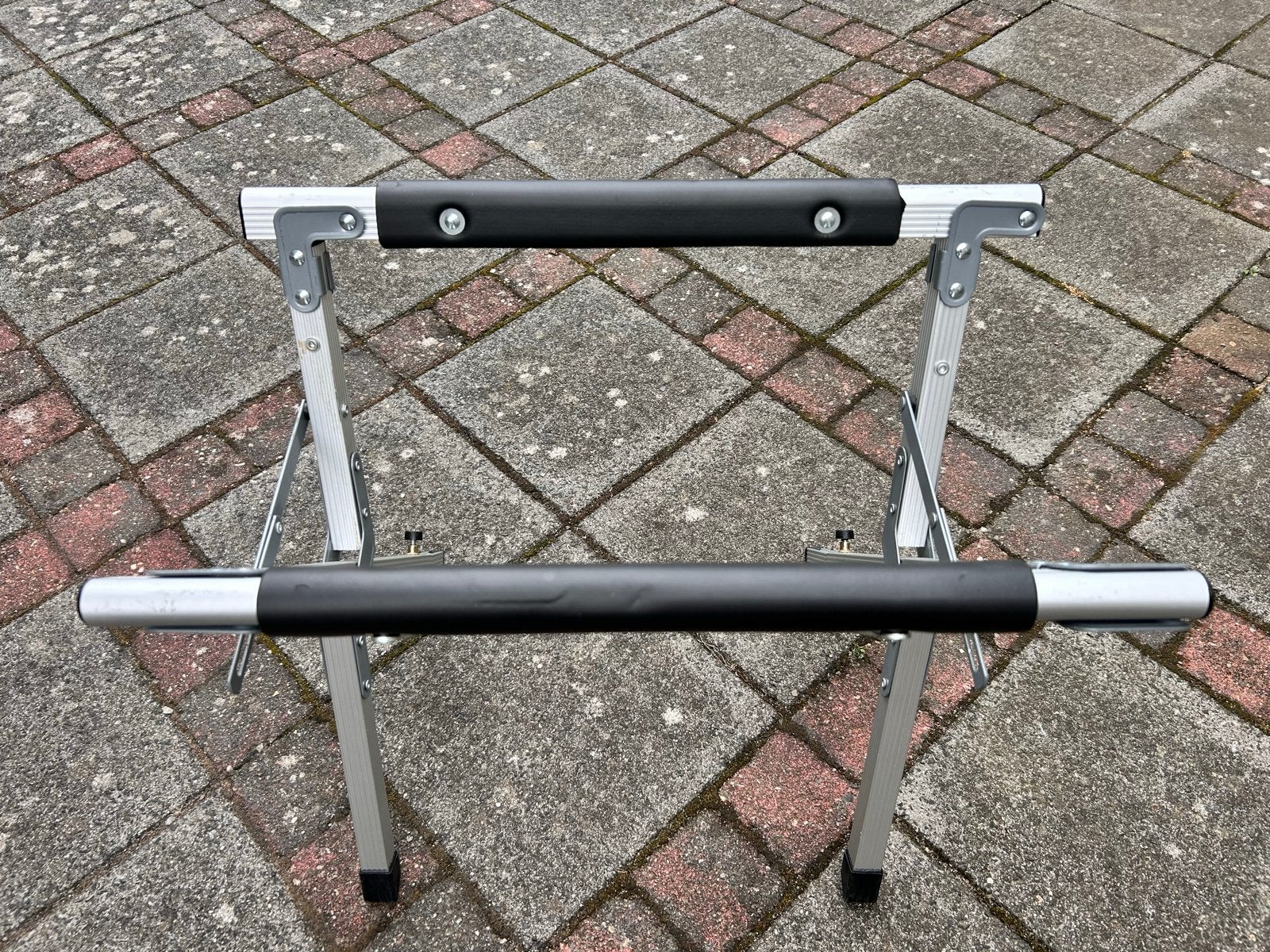 Standaard voor Mobicool, Caravans en Kamperen, Kampeeraccessoires, Ophalen, Gebruikt
