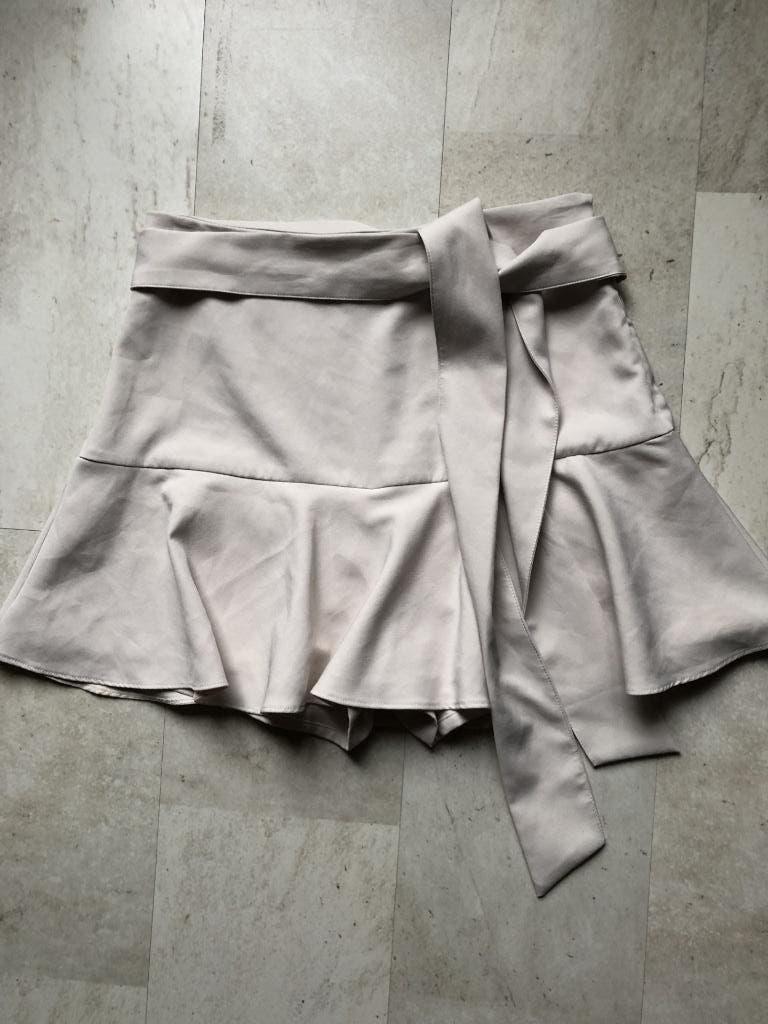 V) CC23 ZARA korte broekrok, Kleding | Dames, Rokken, Verzenden, Nieuw, Maat 36 (S), Boven de knie