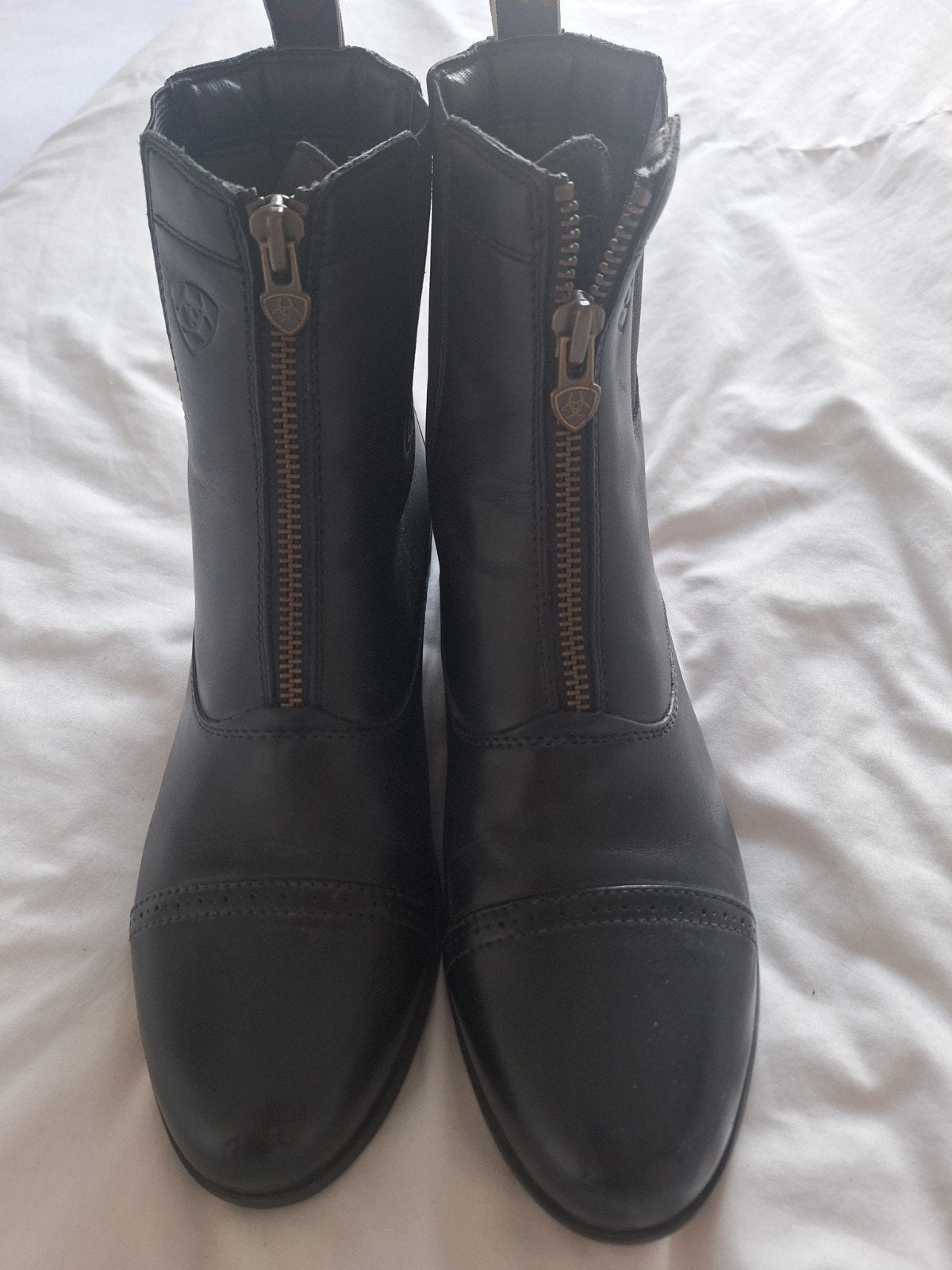 Jodhpurs Ariat Heritage Paddock Zip Zwart Maat 43
0
0
Waar b, Ophalen of Verzenden, Zo goed als nieuw, Maat 42/44 (L), Zwart