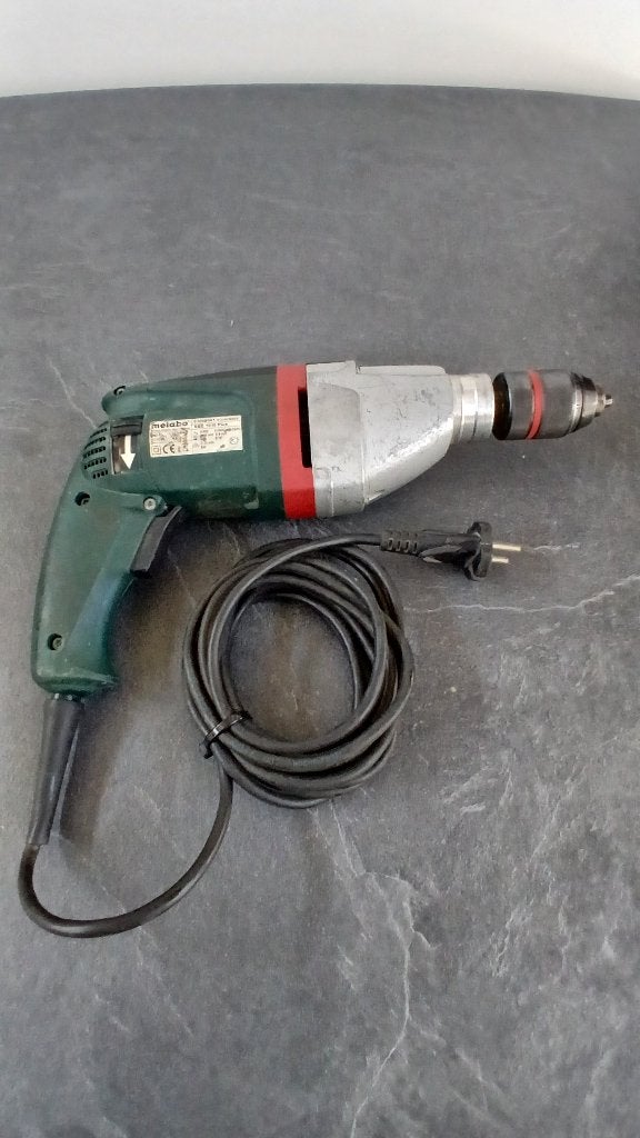 Metabo SBE1010 plus boormachine boor, Boormachine, Ophalen of Verzenden, Klopboormechanisme, Gebruikt