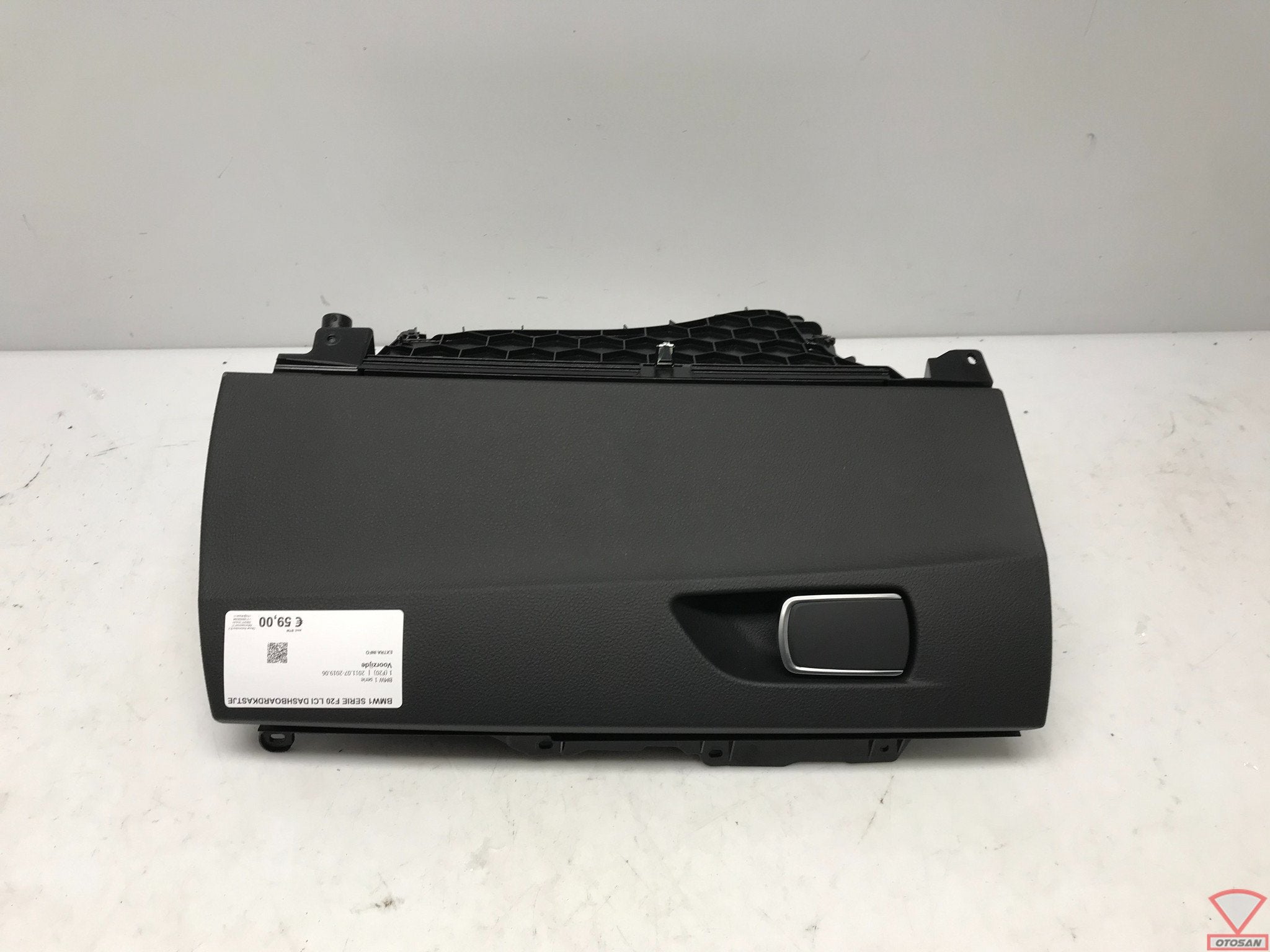 BMW1 Serie F20 LCI Dashboardkastje Handschoenenkastje, Info@fabrikant.eu, Fabrikantstraat 1
1000 AA  Amsterdam, NL, Ophalen of Verzenden