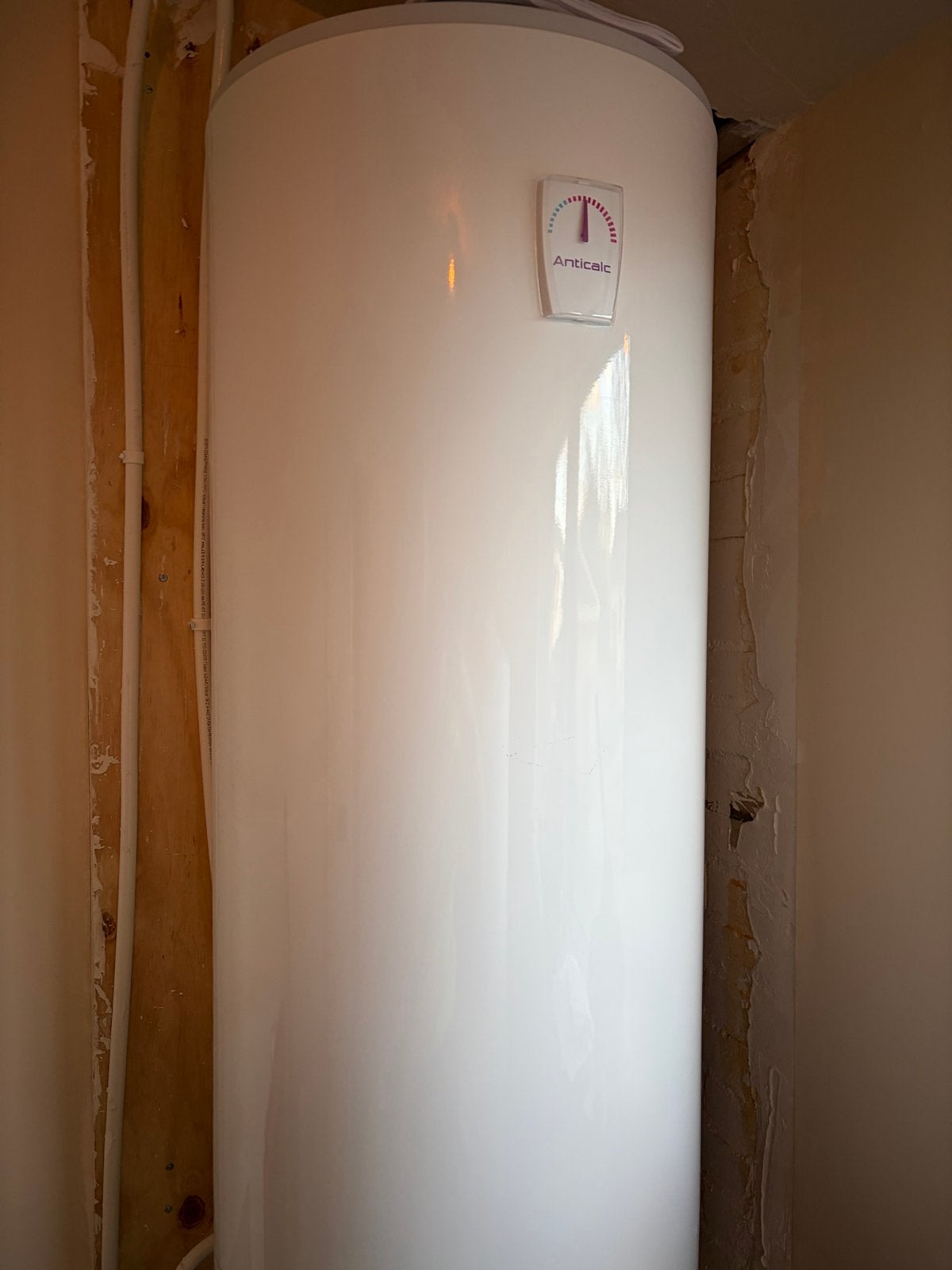 Tesy elektrische boiler 120L anti Calc - Z.G.A.N., Doe-het-zelf en Verbouw, Ophalen, 100 liter of meer, Boiler, Minder dan 3 jaar oud