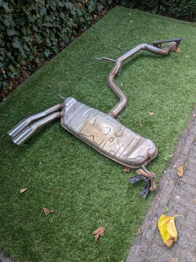 Uitlaat VW EOS 3.2, Ophalen, Gebruikt, Volkswagen