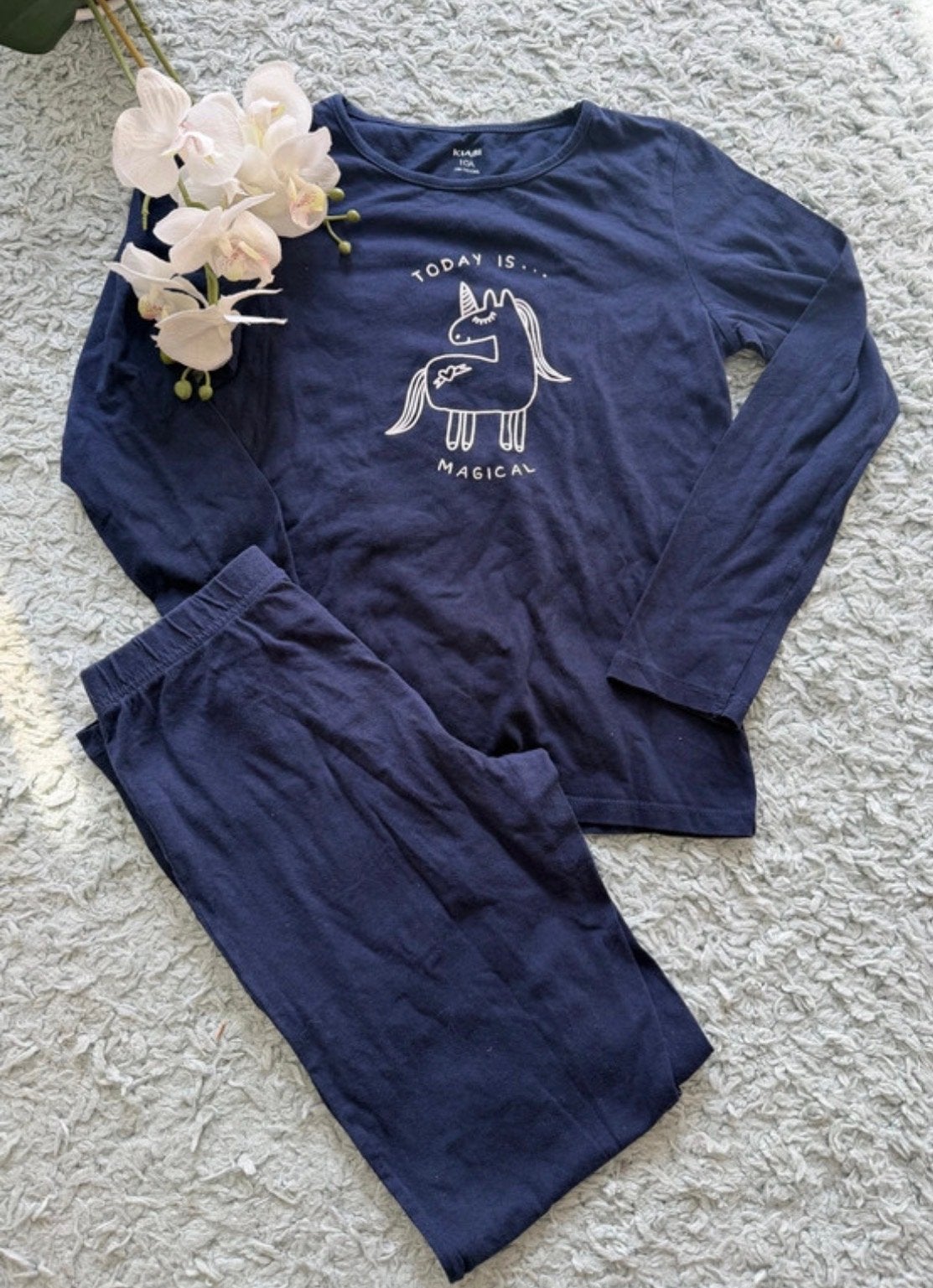 Donkerblauwe 2-delige pyjama met eenhoorn, Kiabi, maat 140, Kinderen en Baby's, Kinderkleding | Maat 140, Ophalen of Verzenden