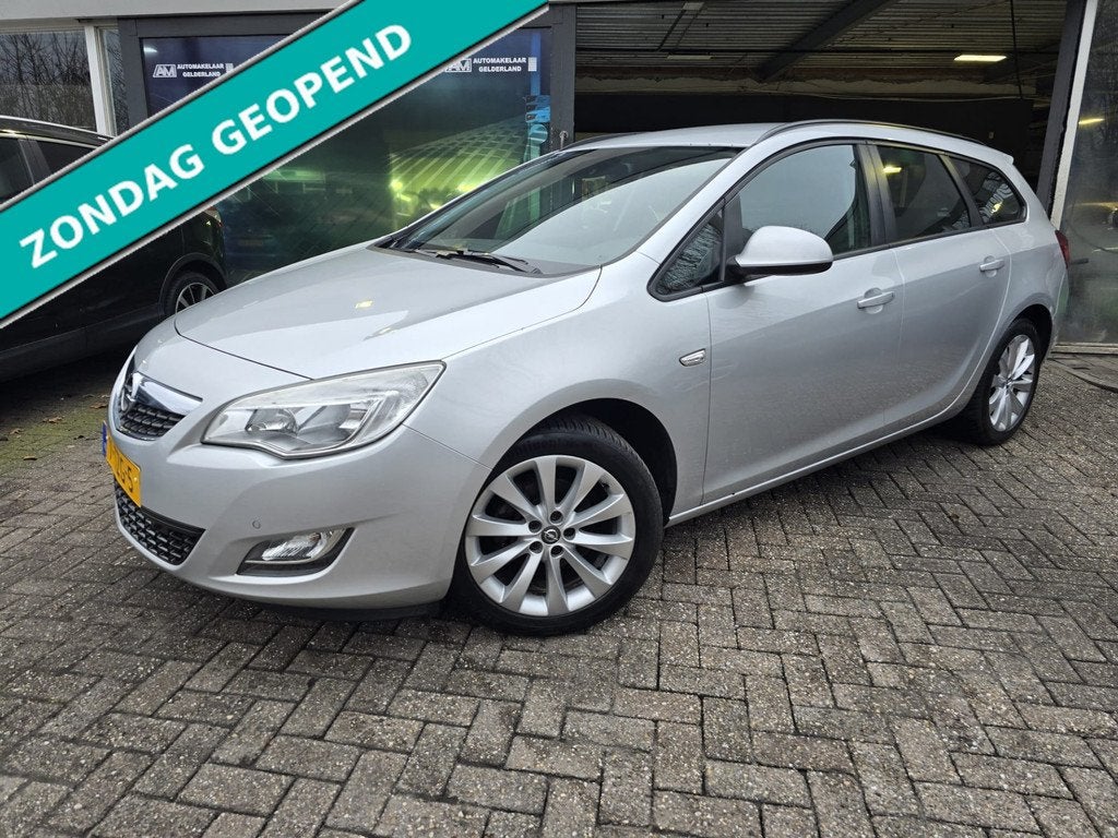 Opel Astra Sports Tourer 1.4 Anniversary Edition | 2E EIGENA, Voorwielaandrijving, Euro 5, Gebruikt, 4 cilinders