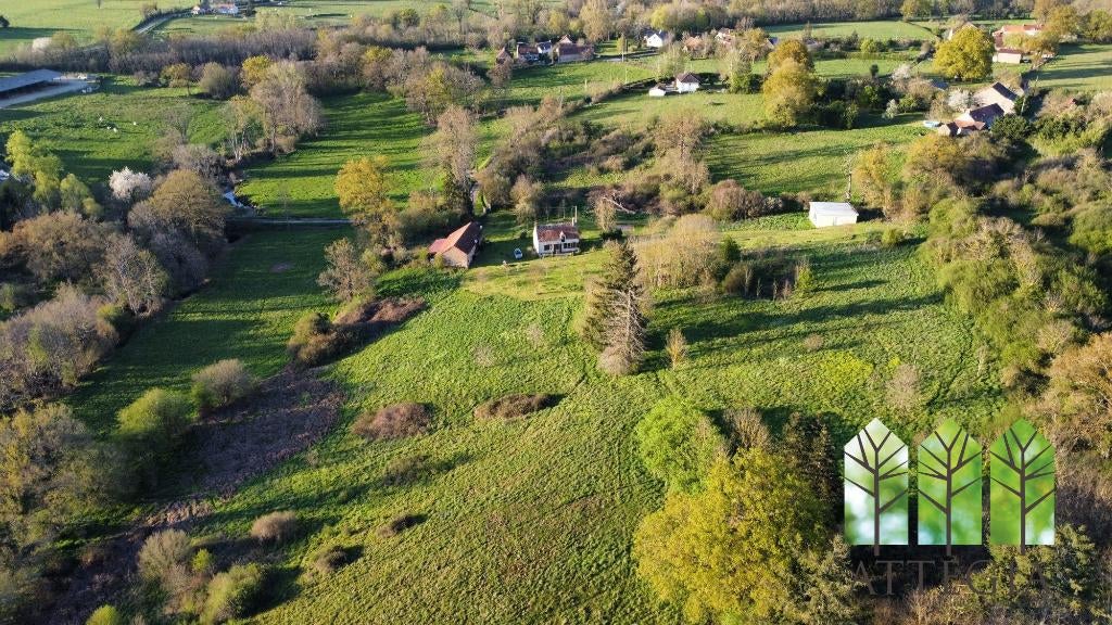 Landelijke cottage & gîte op 4,7ha Châteaumeillant Frankrijk, Huizen en Kamers, Buitenland, Châteaumeillant, Frankrijk, Woonhuis