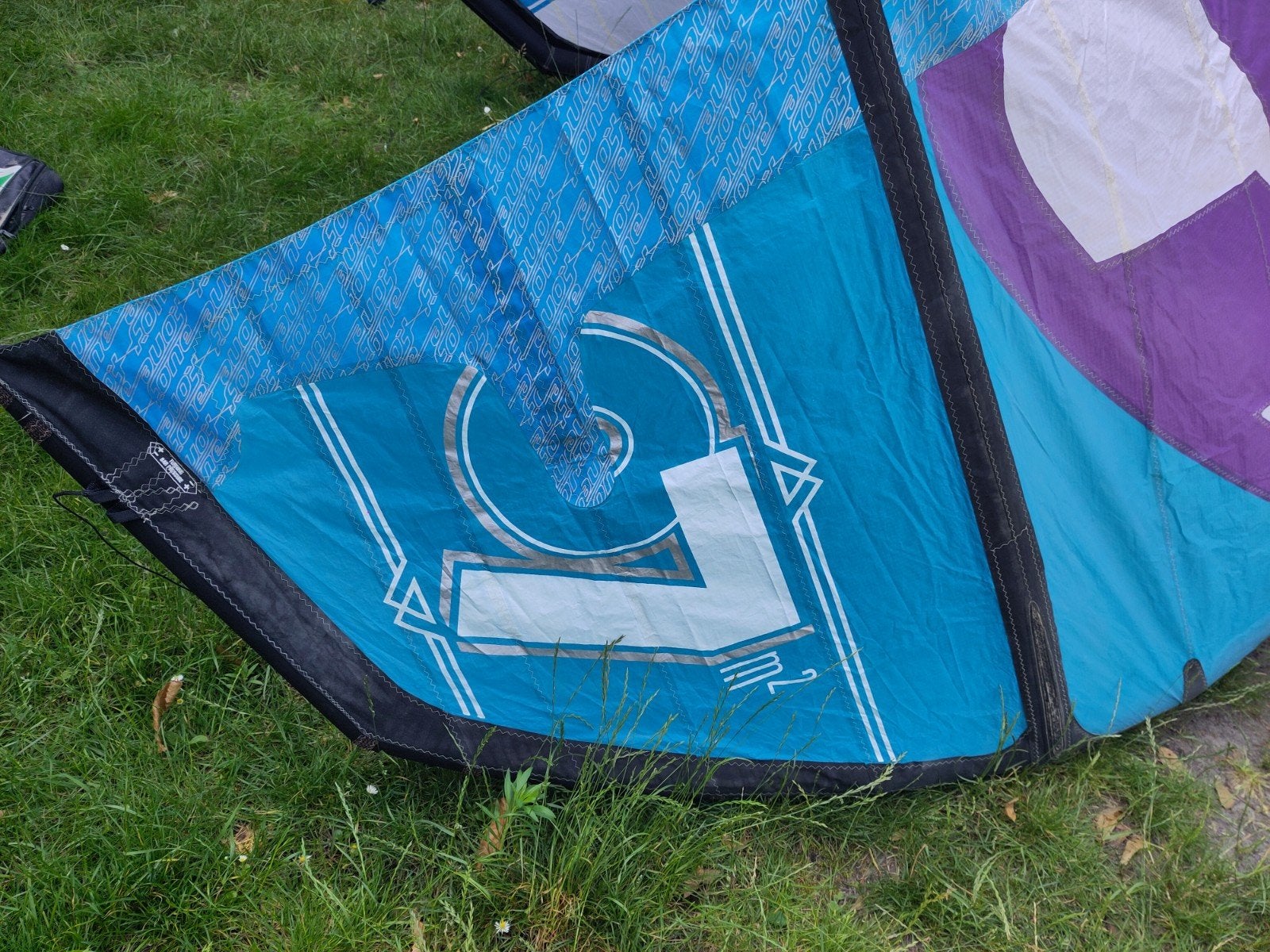 F-One Bandit 7m2 met bar, Watersport en Boten, Kitesurfen, Gebruikt, Geen board, Ophalen of Verzenden, Kite