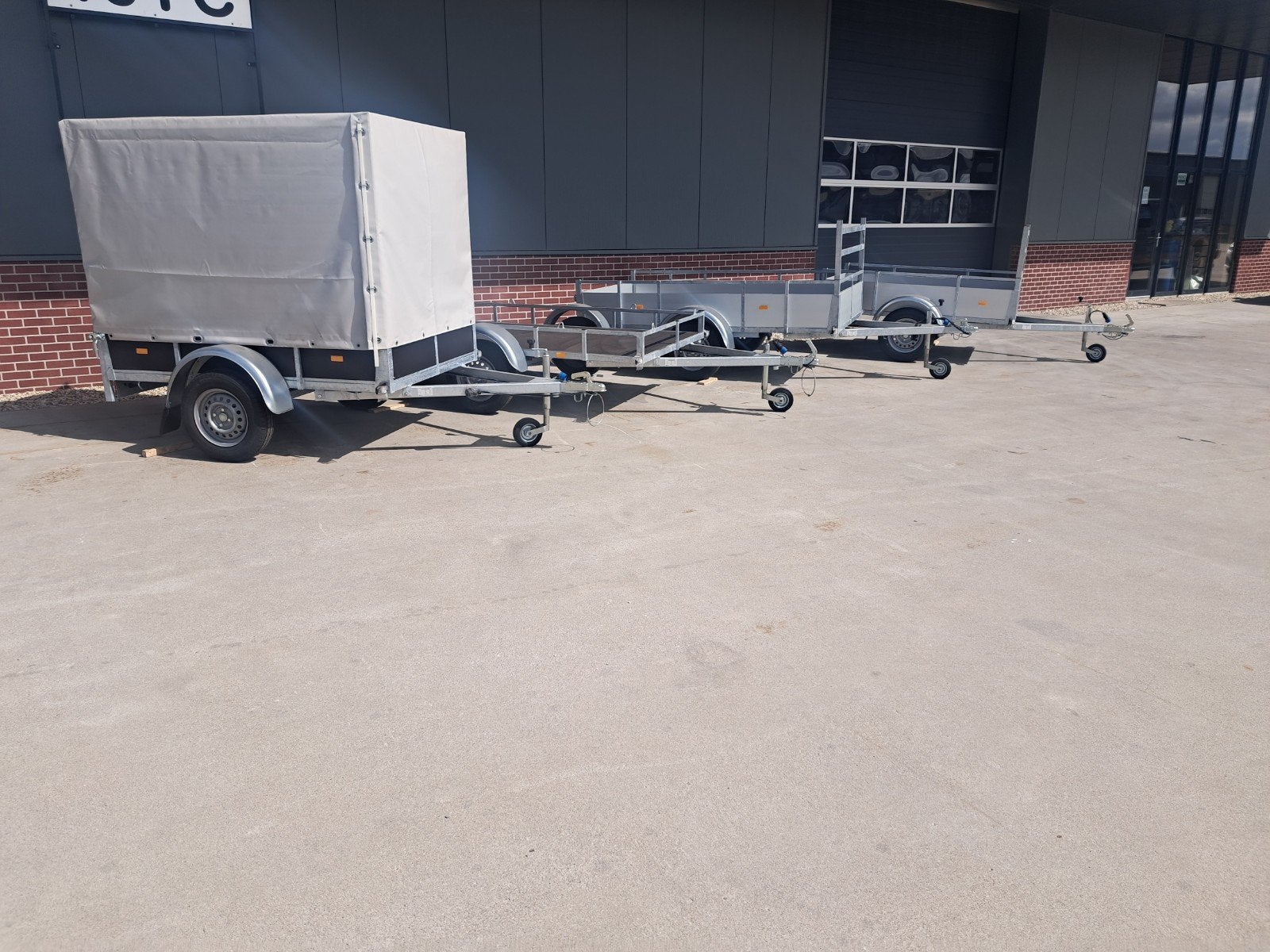Te koop nieuwe fabrieks aanhangers, Ophalen, Nieuw