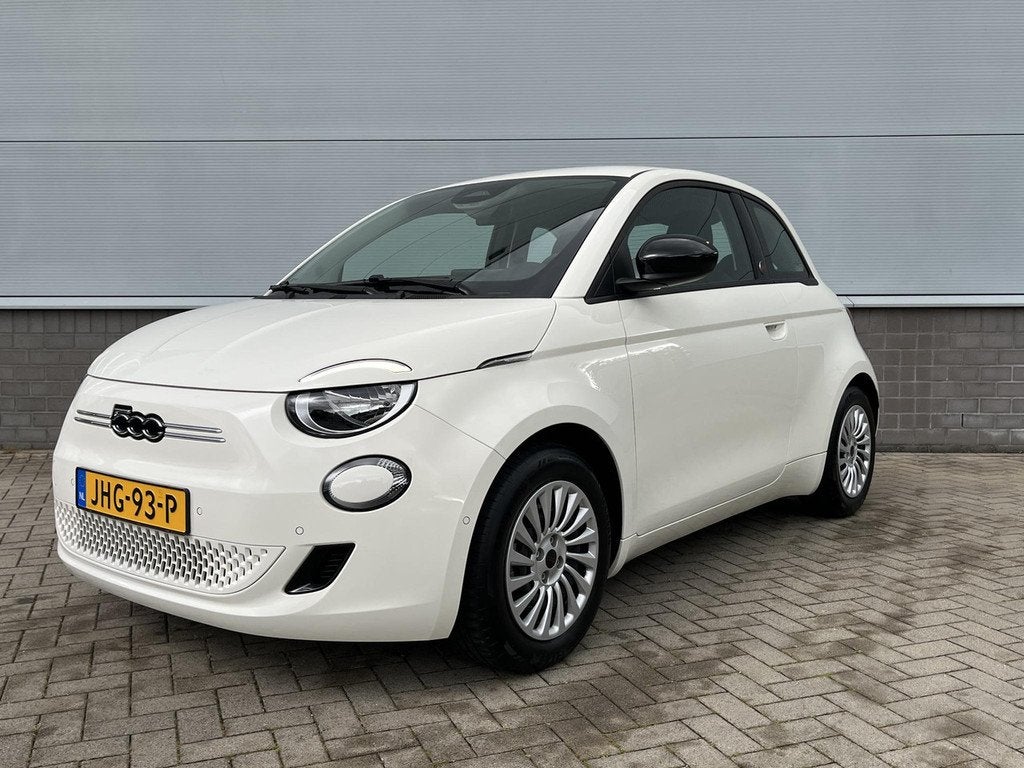 Fiat 500E RED 42 kWh | Apple Carplay / Android Auto | Achter, Auto's, Fiat, Automaat, Stof, Gebruikt, 118 pk