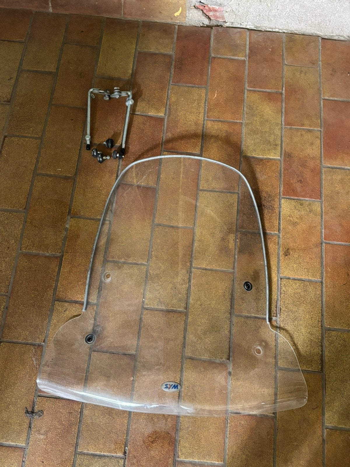 Mio windscherm, Ophalen