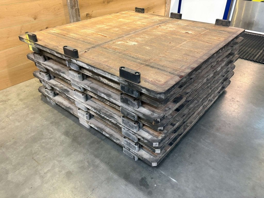 Groot formaat steenschotten 4x145x145 CM multiplex hardhout, Gebruikt, Overige typen