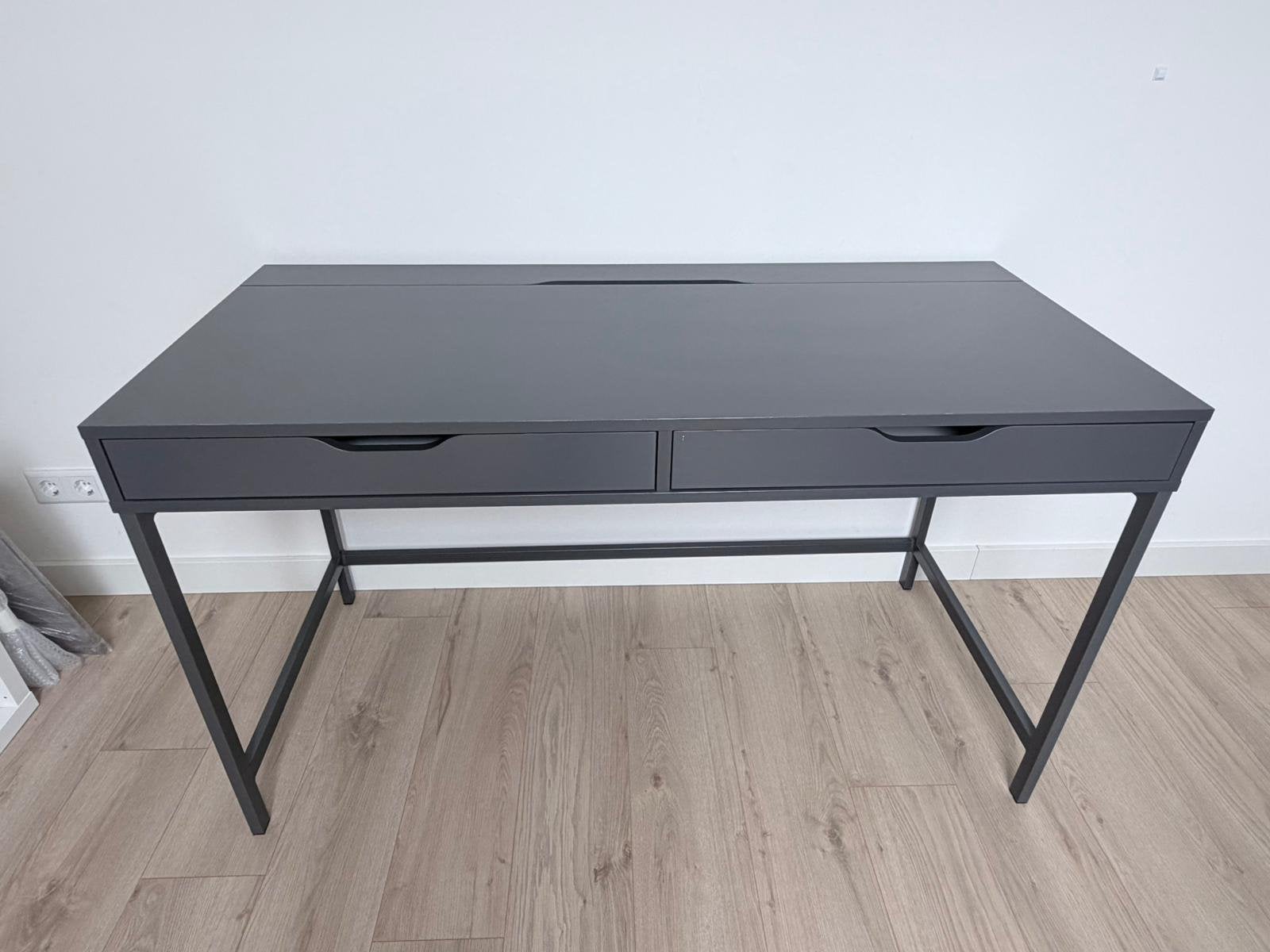 IKEA Alex bureau met lades, donkergrijs (132 x 58 cm), Ophalen, 132 cm, Spaanplaat of MDF, Zo goed als nieuw