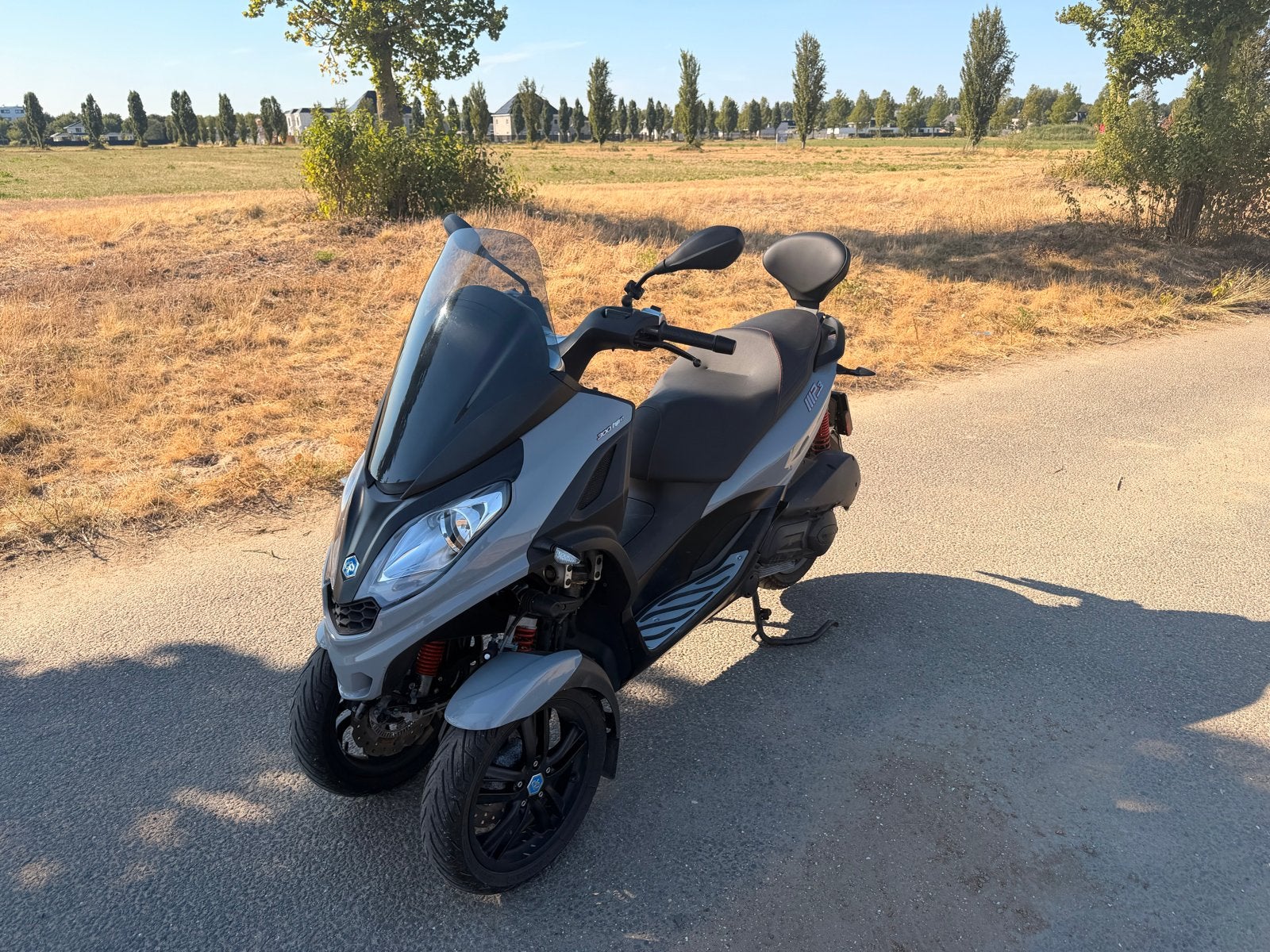 Piaggio MP3 300 HPE | 1.373 KM | Zeer Netjes | Slot + Helm, Ophalen, Overige modellen, Maximaal 45 km/u, Zo goed als nieuw