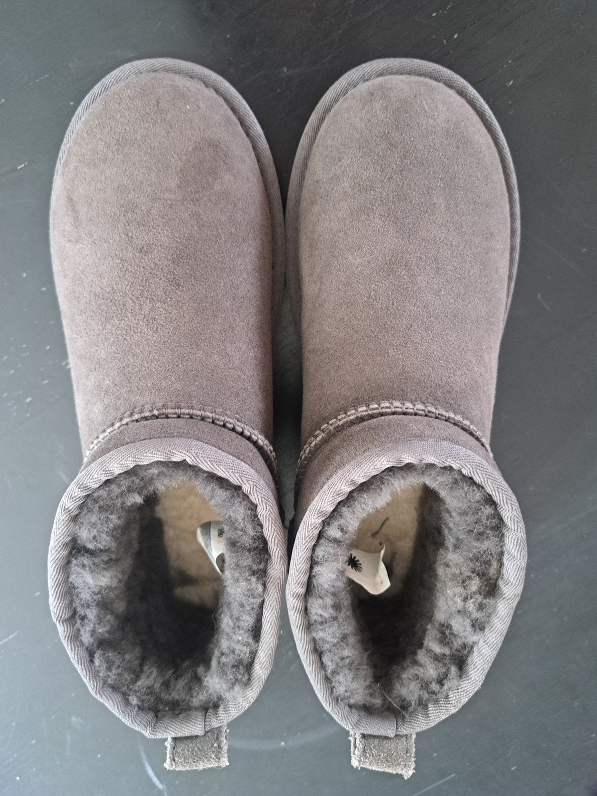 UGG Classic Mini II Laarzen - Grijs, UGG, Lage of Enkellaarzen, Nieuw, Ophalen of Verzenden