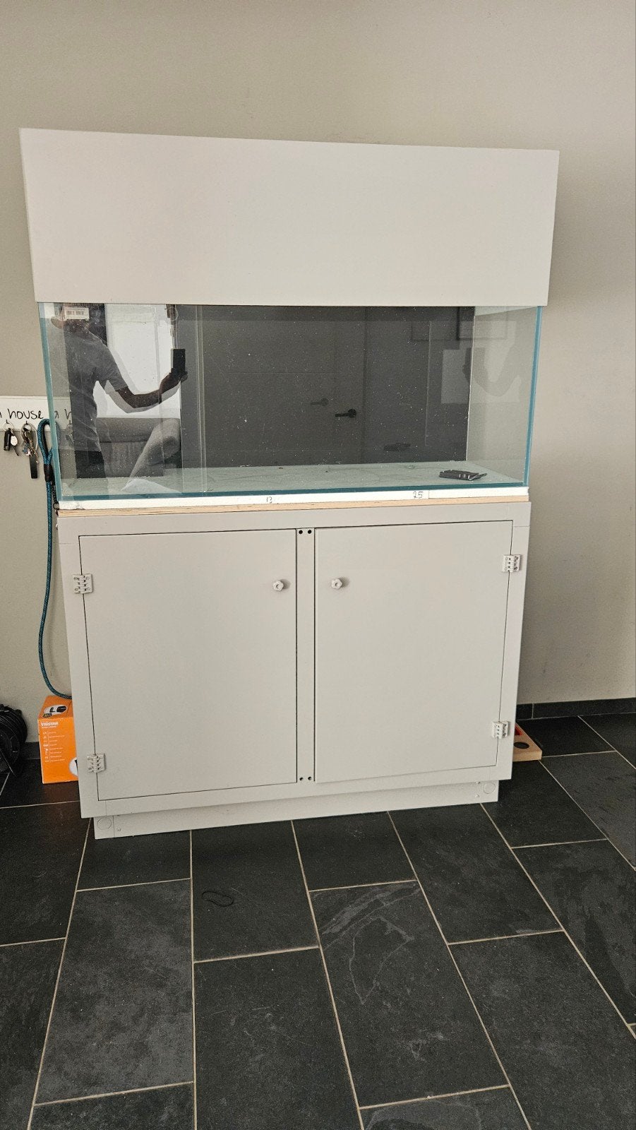 zoutwater aquarium, Ophalen of Verzenden, Inclusief toebehoren, Zo goed als nieuw, Aquariummeubel