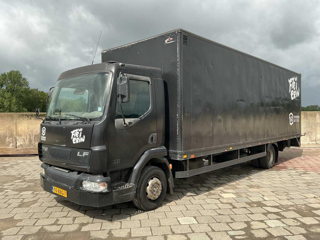 2001 Daf LF 45.180 Vrachtwagen/bakwagen, Auto's, Vrachtwagens, Overige brandstoffen, Bedrijf, 2 stoelen, DAF